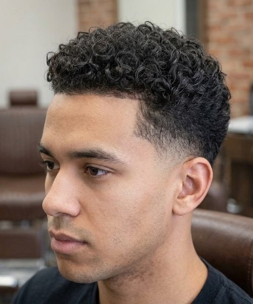 _Short Curly Hair Low Taper Fade